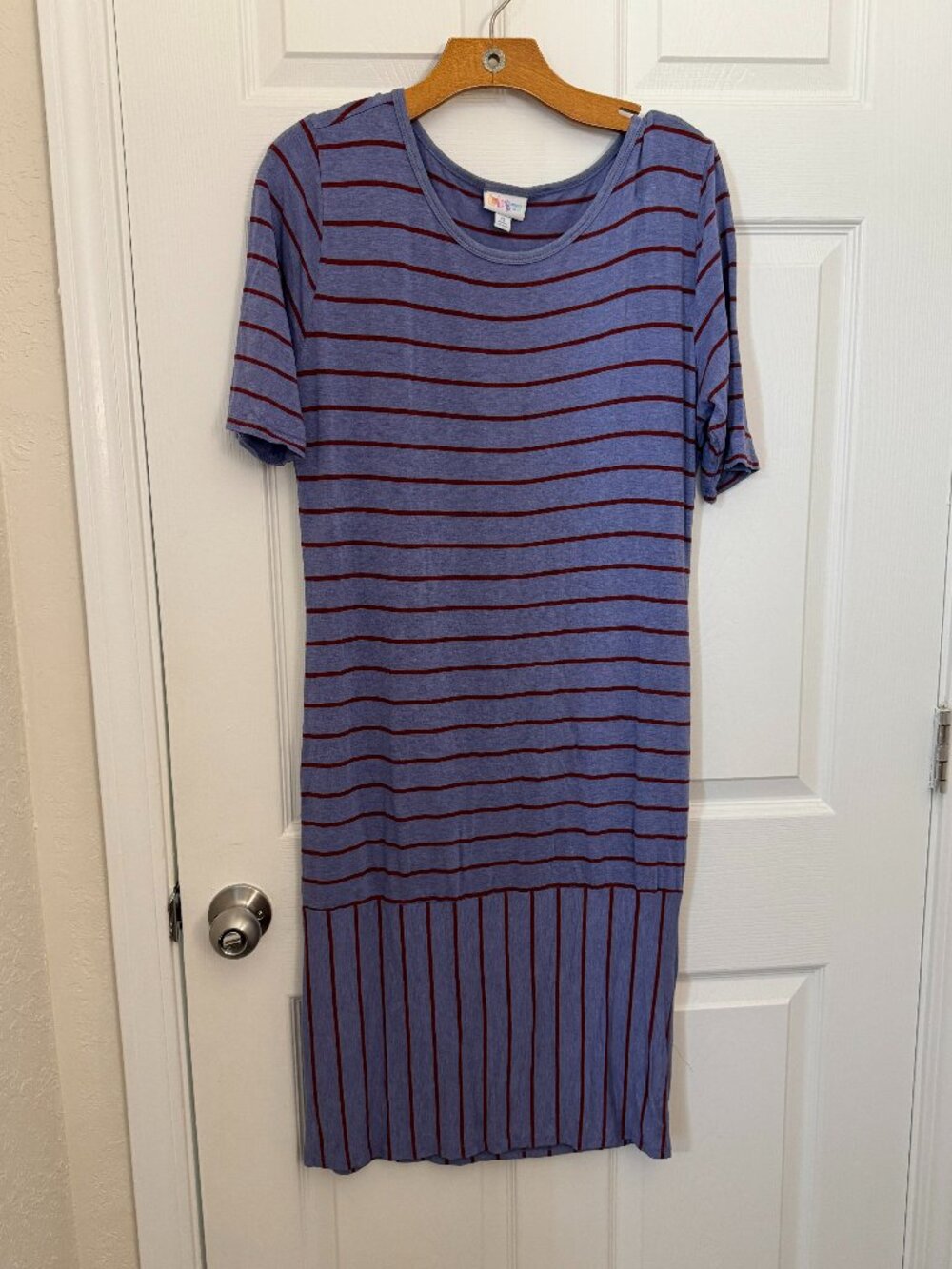 LuLaRoe Julia Dress Women's XL Periwinkle Blue & Rust Red Mixed Stripe T-Shirt S